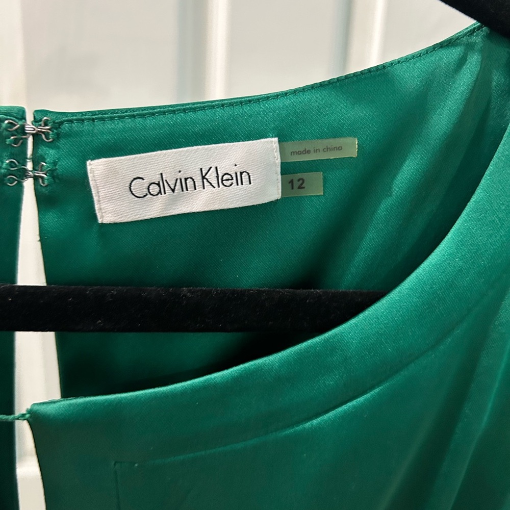 Calvin Klein women’s size 12 green dress zipper back - Picture 5 of 9